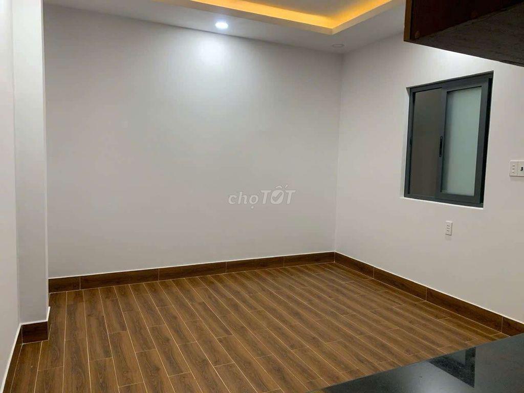 Phòng trọ mới ngay sát công viên phần mềm Quang Trung
