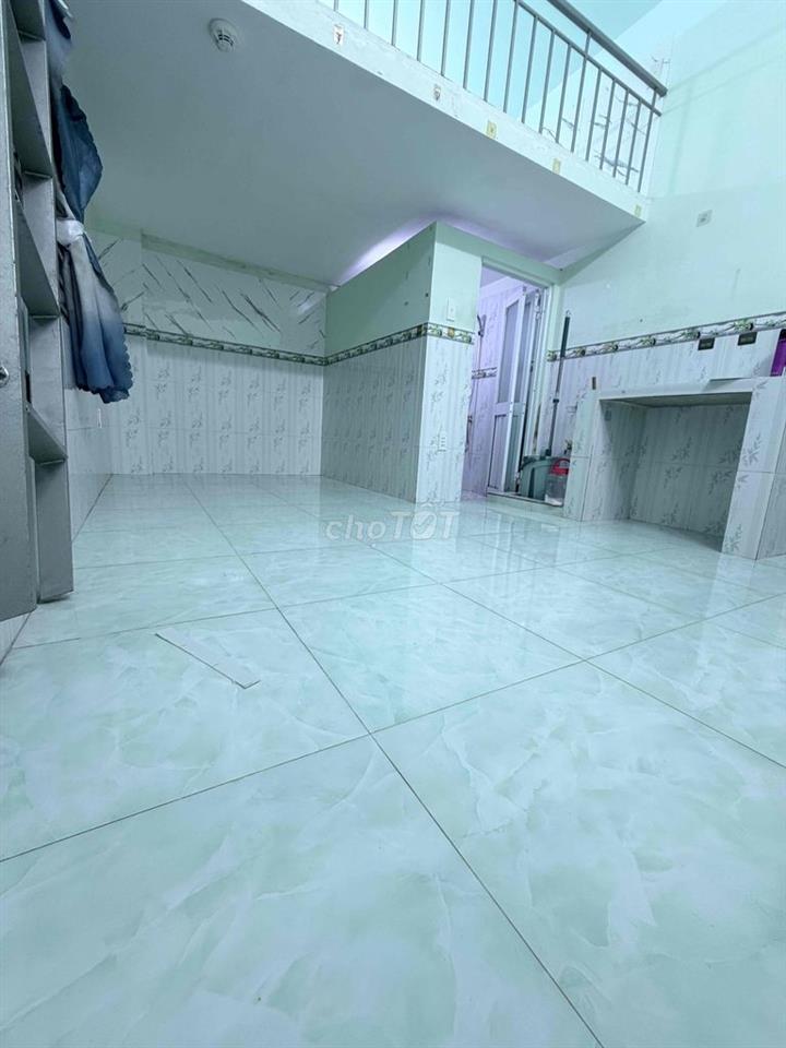 Phòng trọ Ngay Emart Phan Huy Ích Gò Vấp