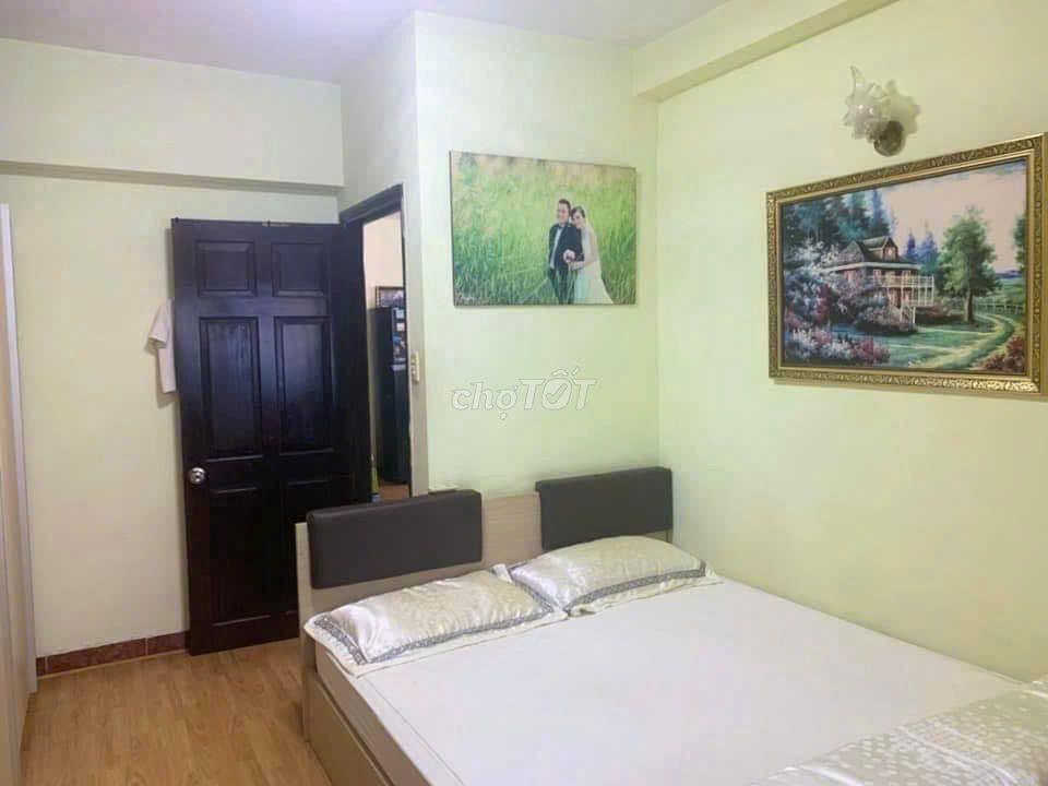Chung cư Thống Nhất- căn 2p ngủ, Nội thất, lầu 3, giá 6,5tr/tháng