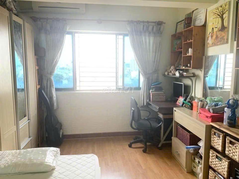 Chung cư Thống Nhất- căn 2p ngủ, Nội thất, lầu 3, giá 6,5tr/tháng