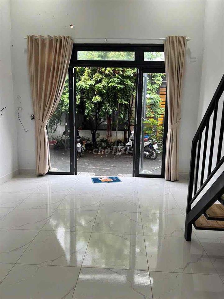 Cho Thuê Nhà Nguyên Căn Đường Trường Lưu.Q9