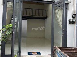 Cho Thuê Nhà Nguyên Căn Đường Trường Lưu.Q9