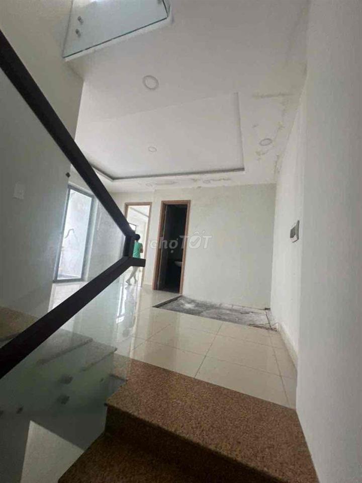 Cho Thuê Biệt Thự Đông Tăng Long P.Trường Thạnh.Q9