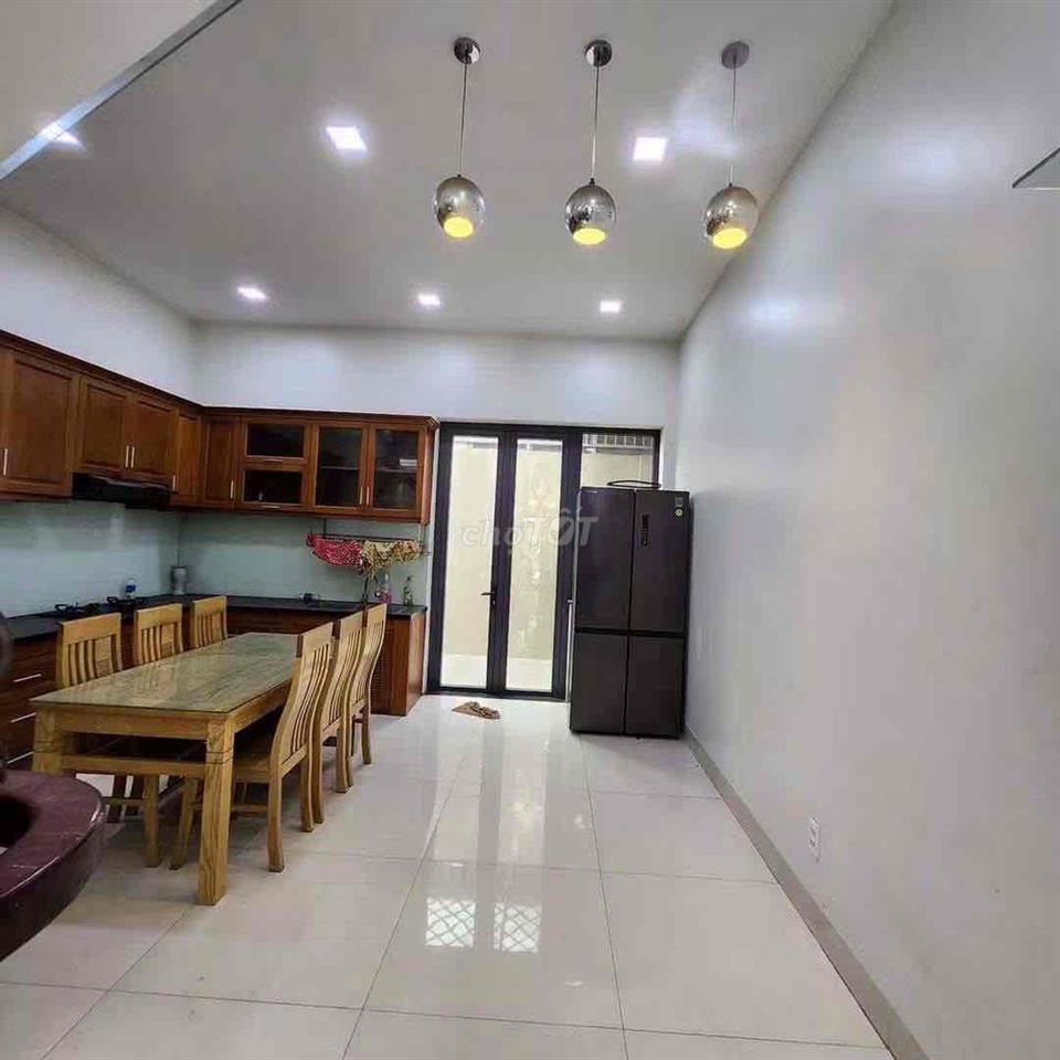 Cho Thuê Nhà Phố Full nội Thất Đẹp dân trí cao