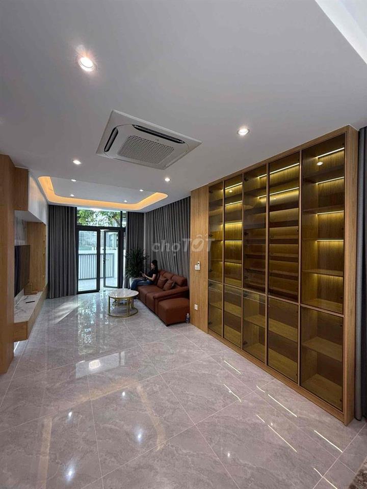 CHO THUÊ BIỆT THỰ FULl NộI THẤT KĐT ĐÔNG TĂNG LONG Q9