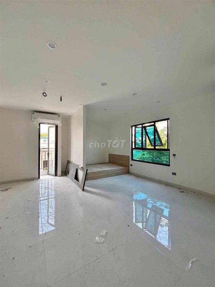 HOT!!!!NHÀ MỚI FULL NỘI THẤT XUÂN ĐỈNH OTO ĐỖ CỬA BAN CÔNG THOÁNG SÁNG