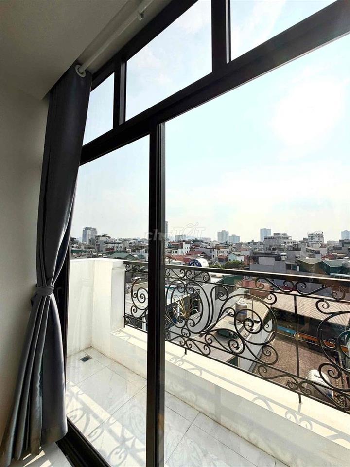 HOT!!!!!! NHÀ MỚI BAN CÔNG THOÁNG SÁNG NỘI THẤT ĐẦY ĐỦ OTO ĐỖ CỬA