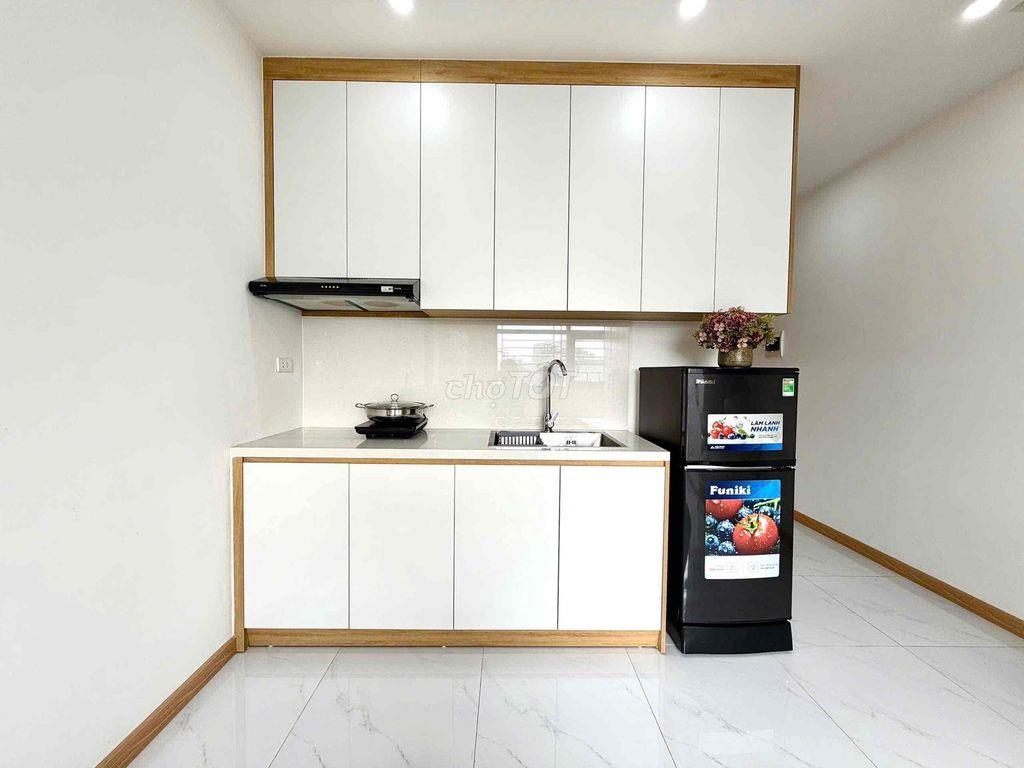 HOT!!!!!! NHÀ MỚI BAN CÔNG THOÁNG SÁNG NỘI THẤT ĐẦY ĐỦ OTO ĐỖ CỬA