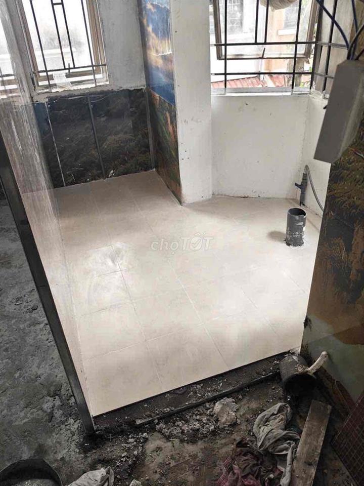 nhà nguyên căn-vị trí trung tâm- Giá Hợp lý