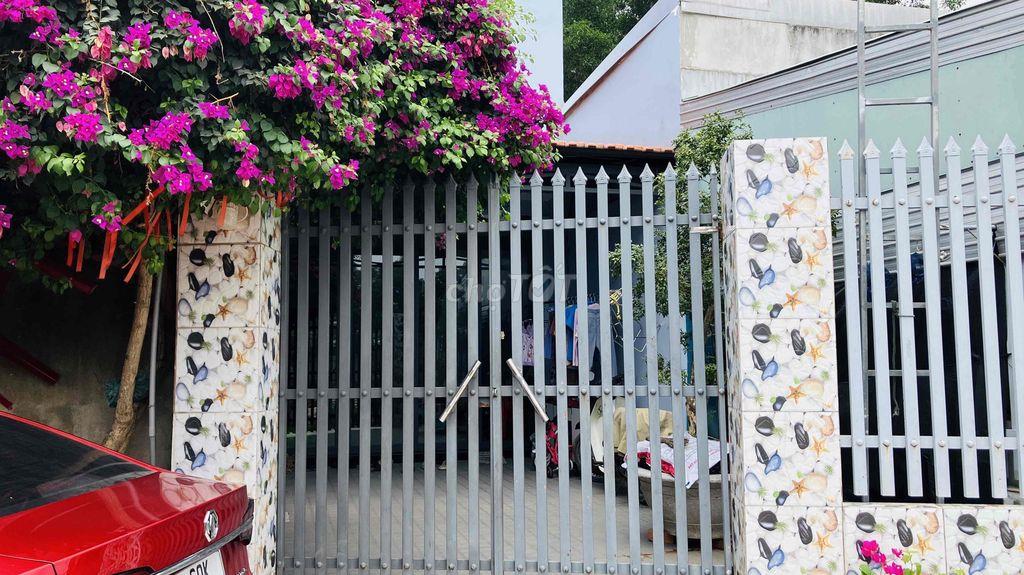 Bán nhà trệt lầu mới
