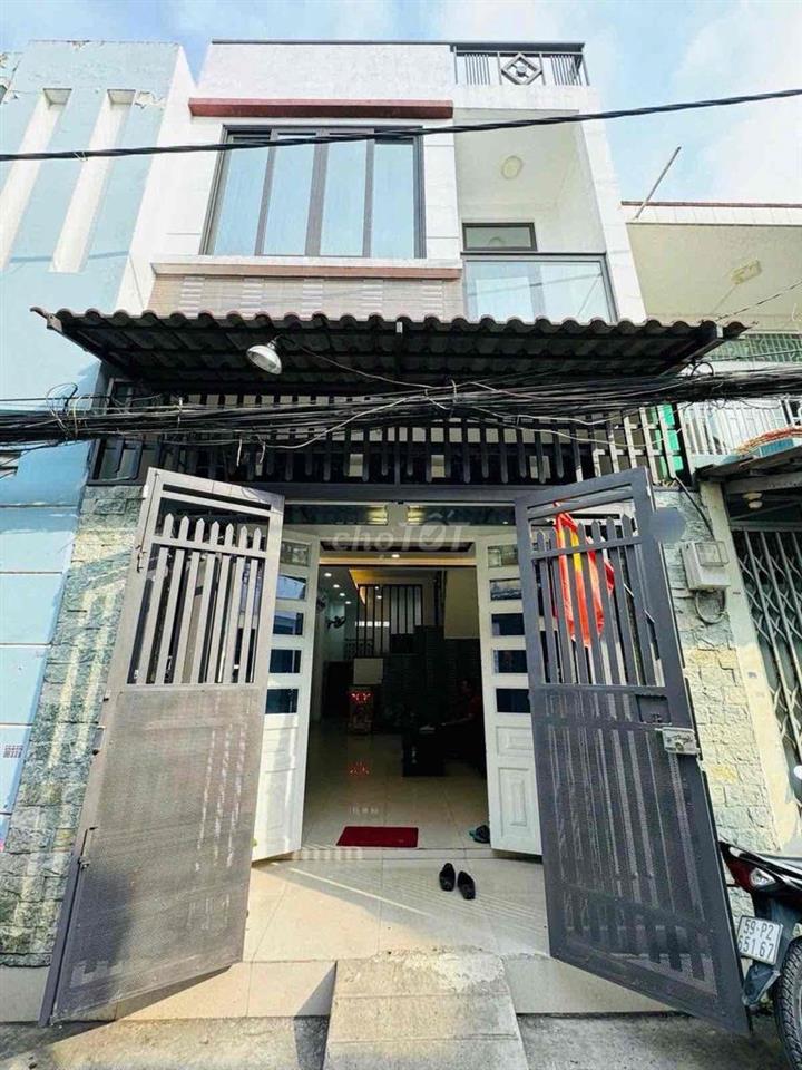 NHÀ NGUYÊN CĂN 2 MẶT TIỀN – GIÁ CHỈ 12TRIỆU/THÁNG, HIẾM CÓ KHÓ TÌM!