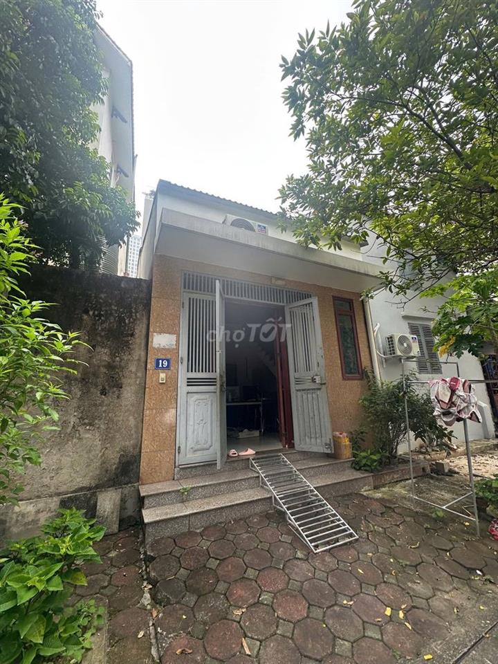 Cho thuê nhà riêng xe hơi đỗ cửa Phú Diễn