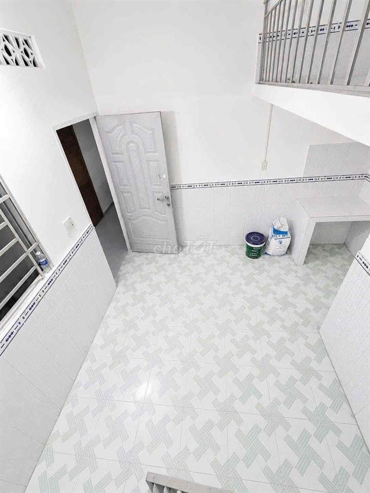 Trống Phòng Mới Xây cách Làng Đại Học CHỈ 10Phut - Ở Liền giá rẻ