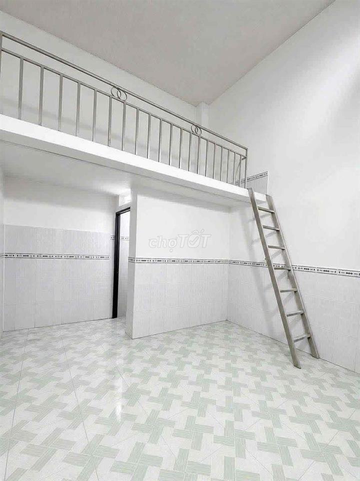 Trống Phòng Mới Xây cách Làng Đại Học CHỈ 10Phut - Ở Liền giá rẻ