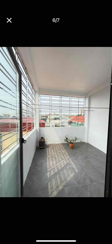Nhà chính chủ