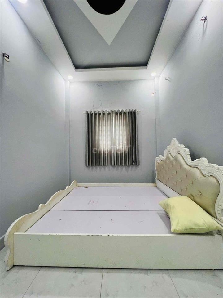 Cho Thuê Nhà Mặt Tiền Tân Xuân Gần Lê Thị Hà Sẵn Nội Thất