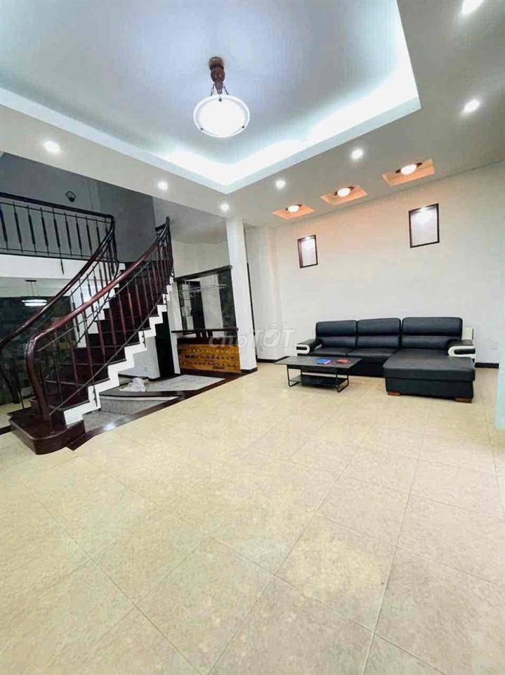 Cho Thuê Biệt Thự Full Nội Thất 1/ Phan Văn Đối Gần Chợ Gà Và Chợ Bà Đ