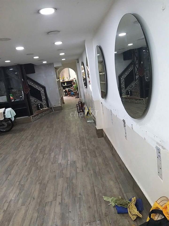 💥CHO THUÊ MẶT TIỀN - Lê Thị Riêng,P.Bến Thành,Q.1 5x20m 400m2