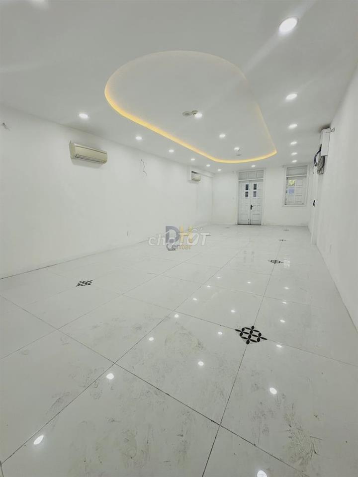 🏢 Cho Thuê Tòa Nhà MT Lê Văn Sỹ Phú Nhuận - Hầm Xe Rộng, Thang Máy Mới
