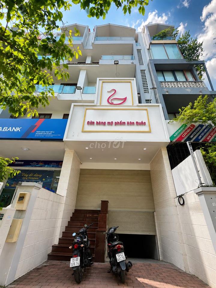 🏢 Cho Thuê Tòa Nhà MT Lê Văn Sỹ Phú Nhuận - Hầm Xe Rộng, Thang Máy Mới