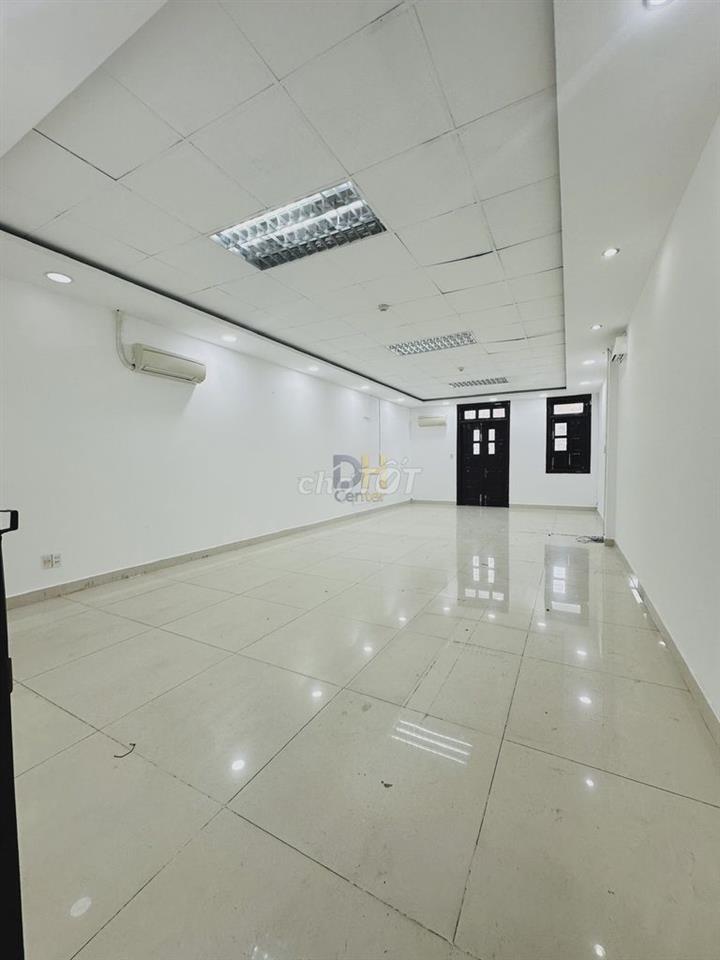 🏢 Cho Thuê Tòa Nhà MT Lê Văn Sỹ Phú Nhuận - Hầm Xe Rộng, Thang Máy Mới