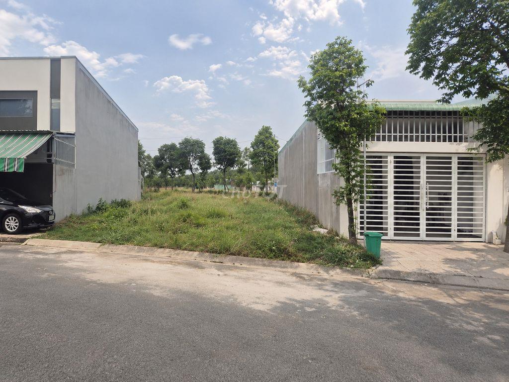 CHÍNH CHỦ BÁN LÔ GIÁ TỐT NGAY TTHC CỔNG XANH BÌNH DƯƠNG–CHỈ 1TỈ2 100M2