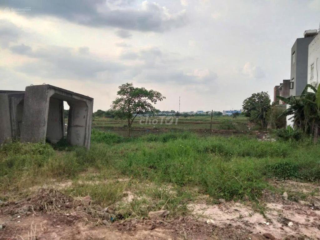 Bán đất kênh tiêu bà điểm hóc môn