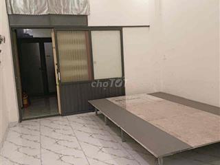 PHÒNG TRỌ GIÁ RẺ 30m2 TÂN PHÚ