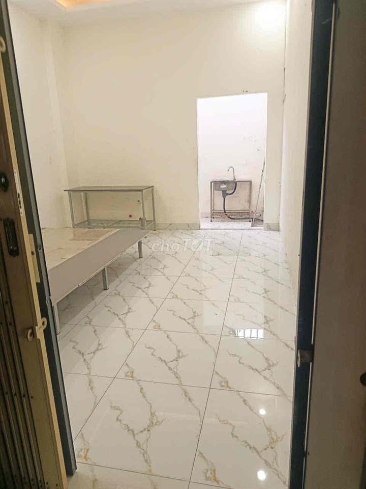 PHÒNG TRỌ GIÁ RẺ 30m2 TÂN PHÚ