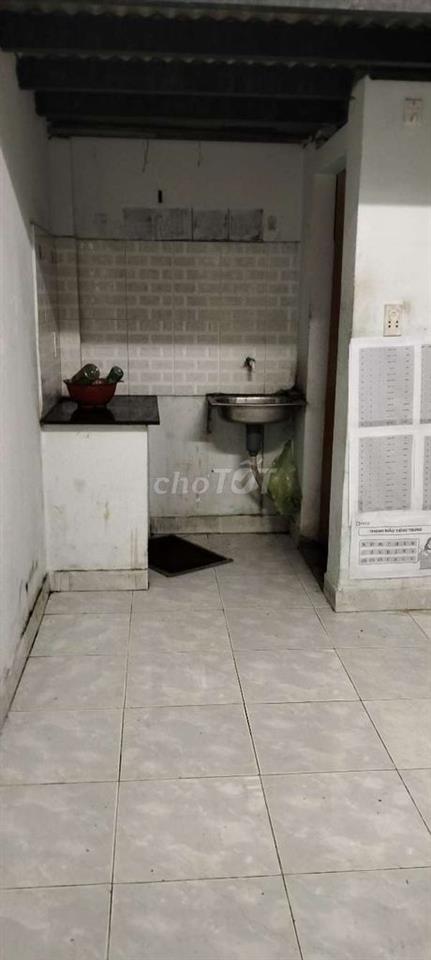 Cho thuê phòng trọ 18m2 