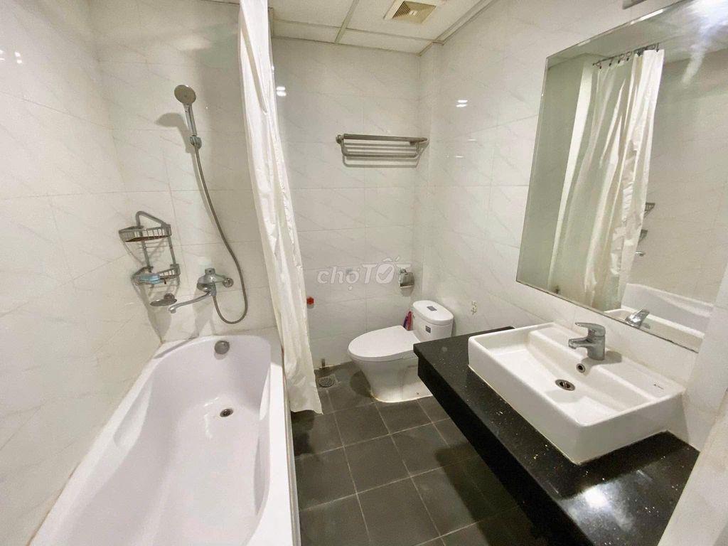 Cho thuê căn hộ 1k1n phố Đặng Thai Mai Tây Hồ, full nội thất 6.8 tr/th