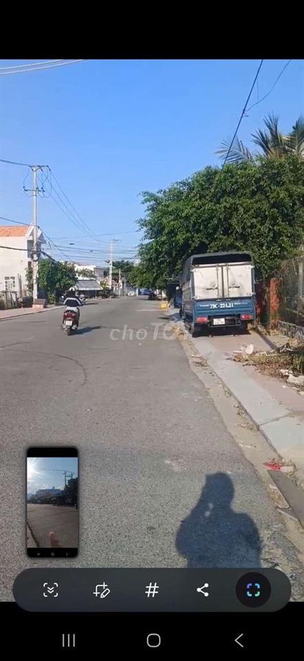 Trục chính Hà Huy Tập giao nhau với ql1a