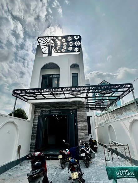 Bán nhà vườn Long An