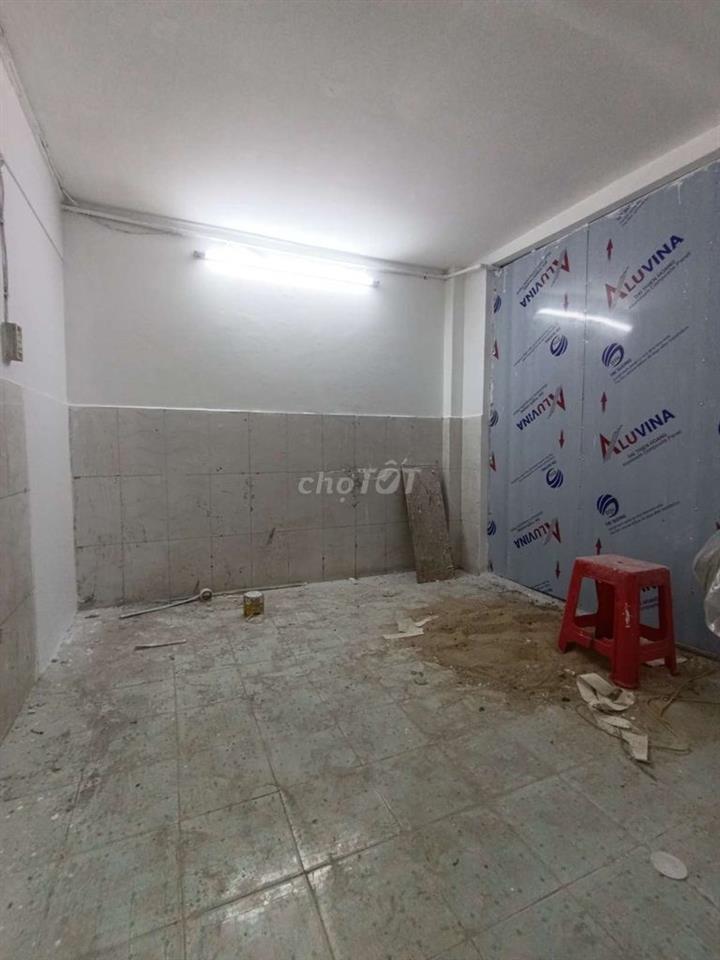 nhà cho thuê khu mã lò giáp gò xoài DT 5*8 gác suốt 2p 2wc