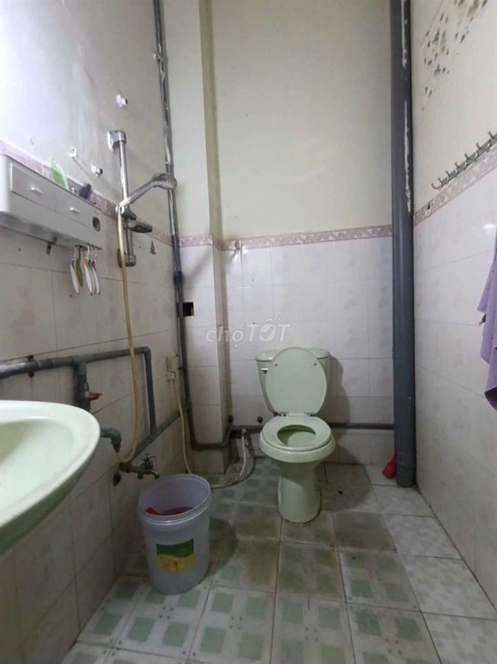 7tr
cho thuê mặt tiền đường số khu Gò xoài 
DT. 4*18 đúc lửng có 1 p