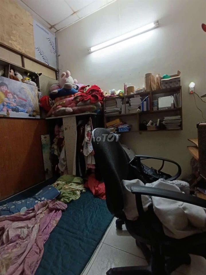 7tr
cho thuê mặt tiền đường số khu Gò xoài 
DT. 4*18 đúc lửng có 1 p