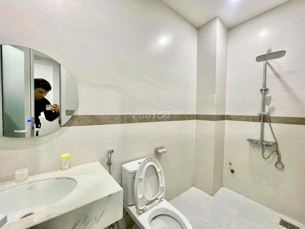 Cho thuê gấp nhà HXT Hoàng Hoa Thám , Q, Bình Thạnh