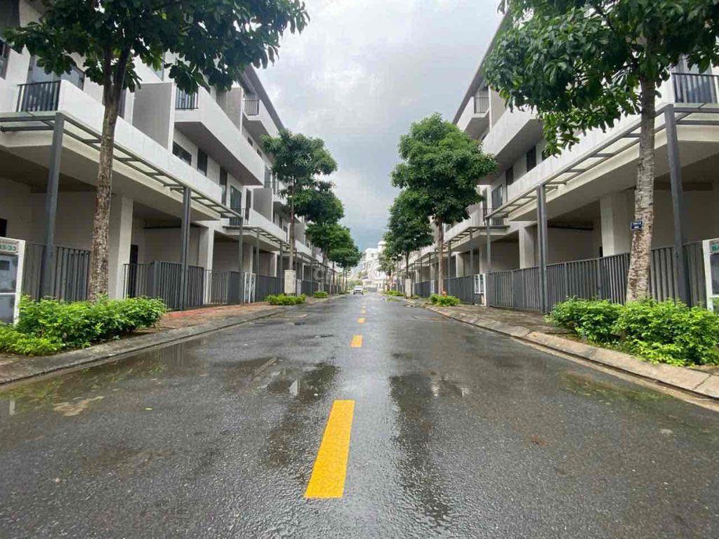 The Pearl Riverside
