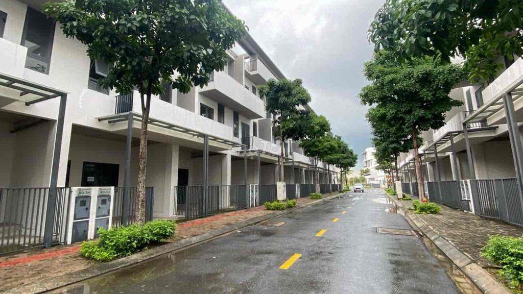 The Pearl Riverside