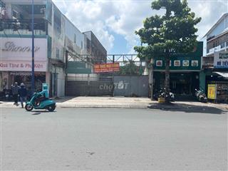mặt bằng cho thuê 250m2 mặt tiền đường Lê Thị Hà