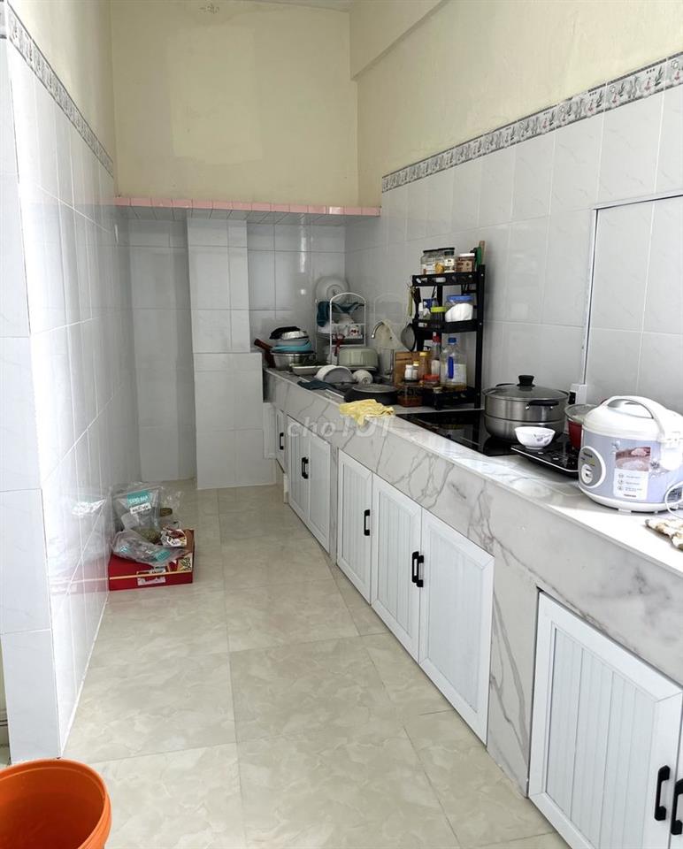 Cho thuê căn CC Ngô Quyền 2PN, 1PK, 1WC, bếp 