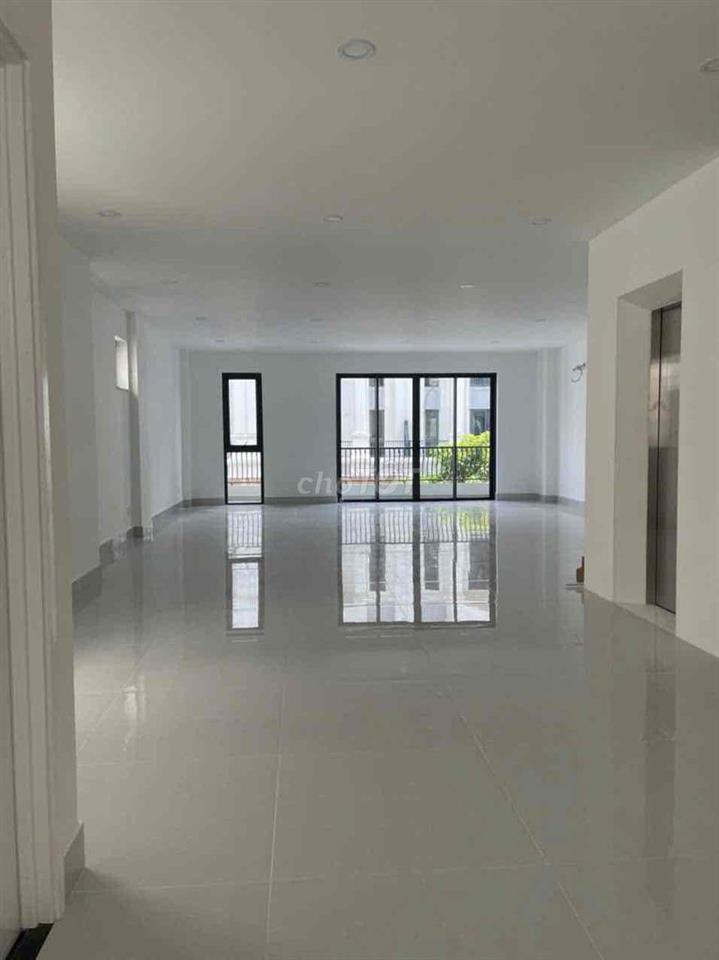 Cho Thuê mặt bằng Ngay Khu Đô Thị Vạn Phúc City 7x20