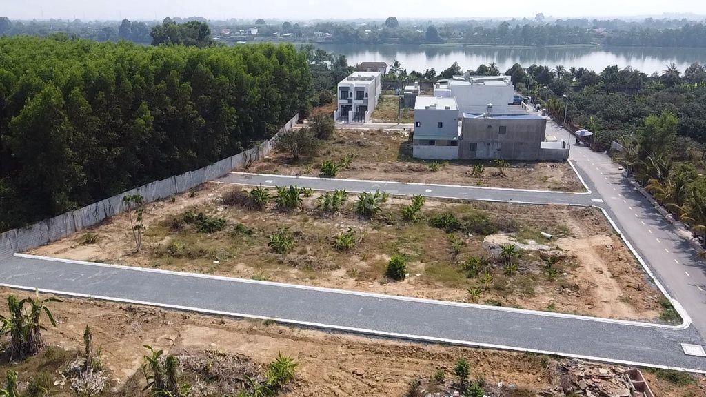 Bán đất tại Phường Tân Triều, giá ***