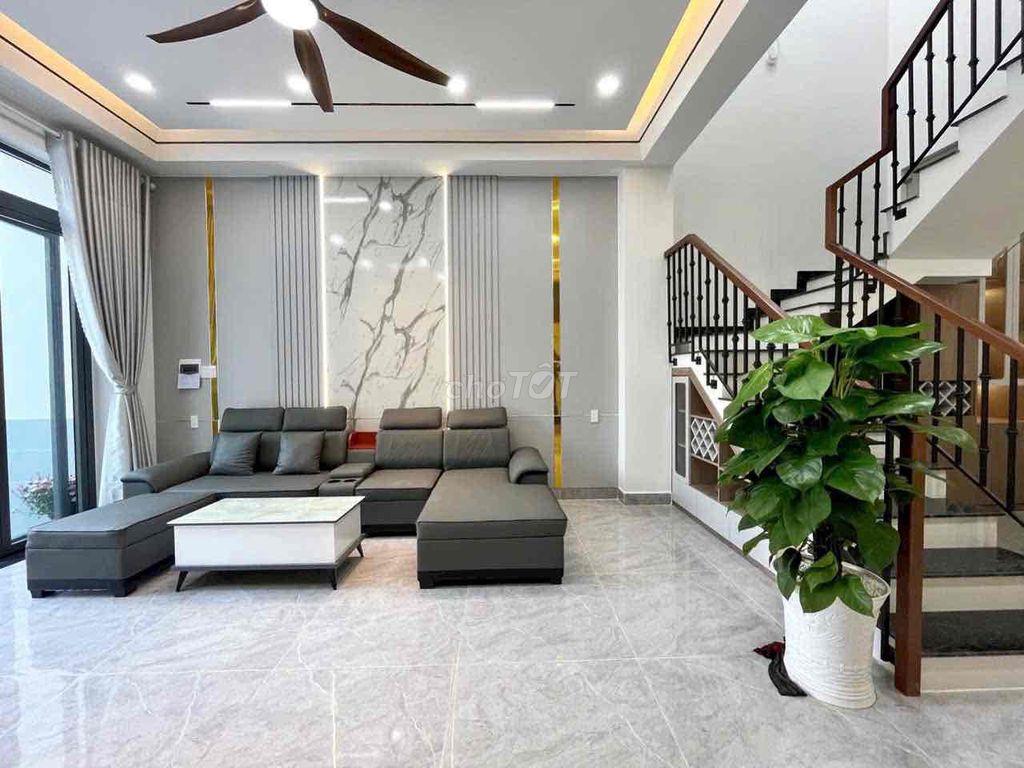 Nhà Phố Mỹ Hạnh Nam Hoàn Công Gần chợ UBX