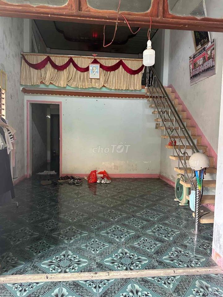 CHO THUÊ NHÀ NGUYÊN CĂN GẦN NGÃ TƯ HÀ LAMP