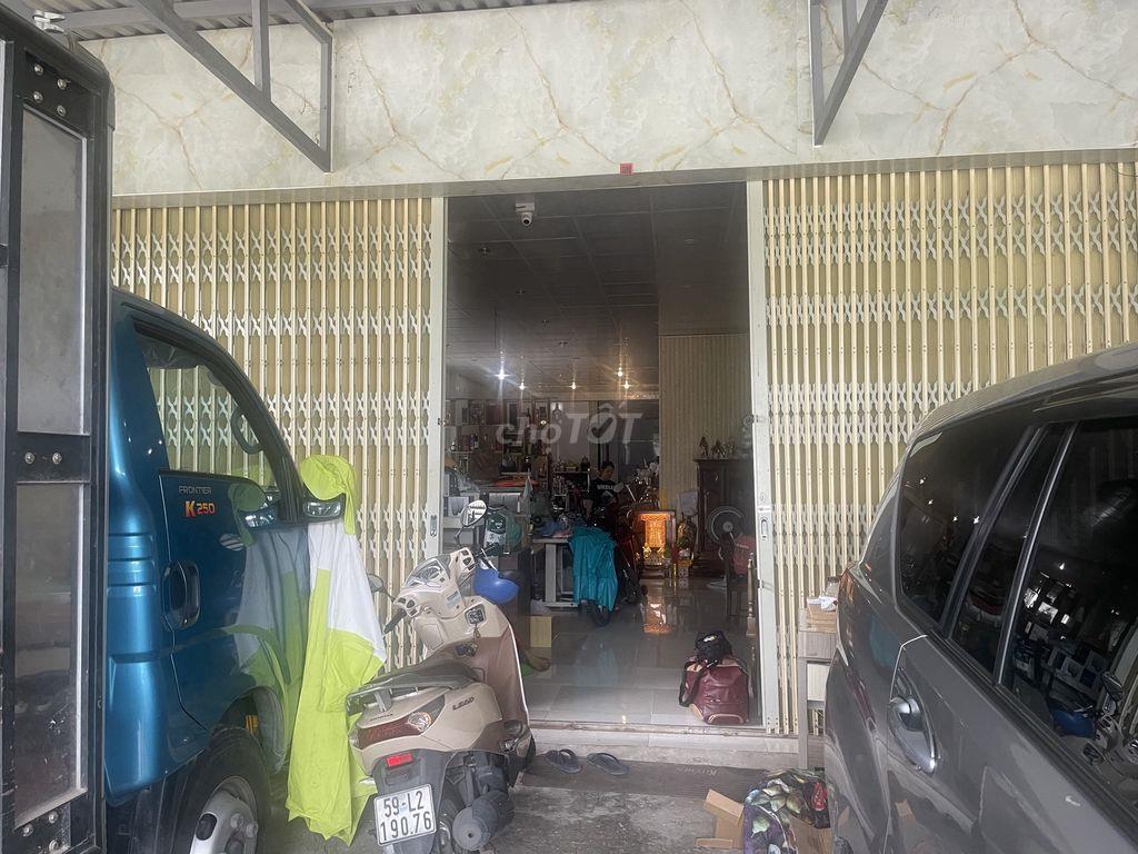 Nhà bán 2tỷ9 có thương lượng