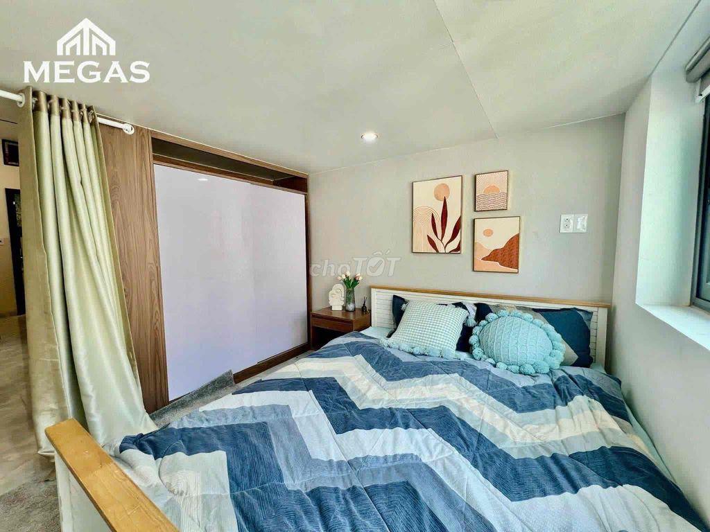 Căn hộ dịch vụ nằm tại Nơ trang long thiết kệ dạng 2 không gian ngủ