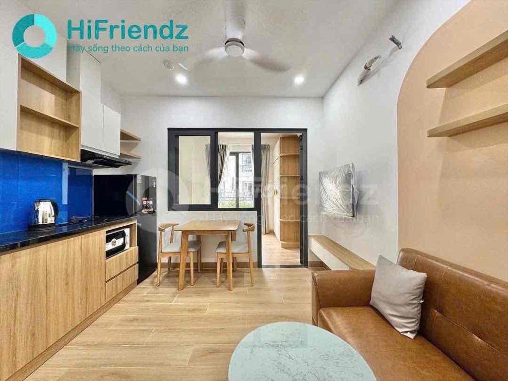 Căn hộ dịch vụ 1 phòng ngủ ngay Vạn Phúc City