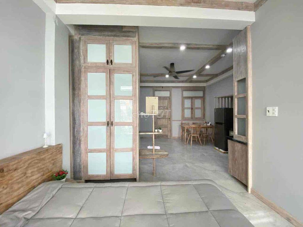 Đang trống căn studio siêu rộng ban công ngay bình thạnh full nt