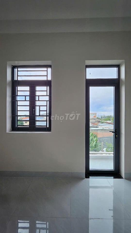 Phòng trọ cao cấp 20m2, mới xây dựng, đường Tiền Lân 14, Bà Điểm